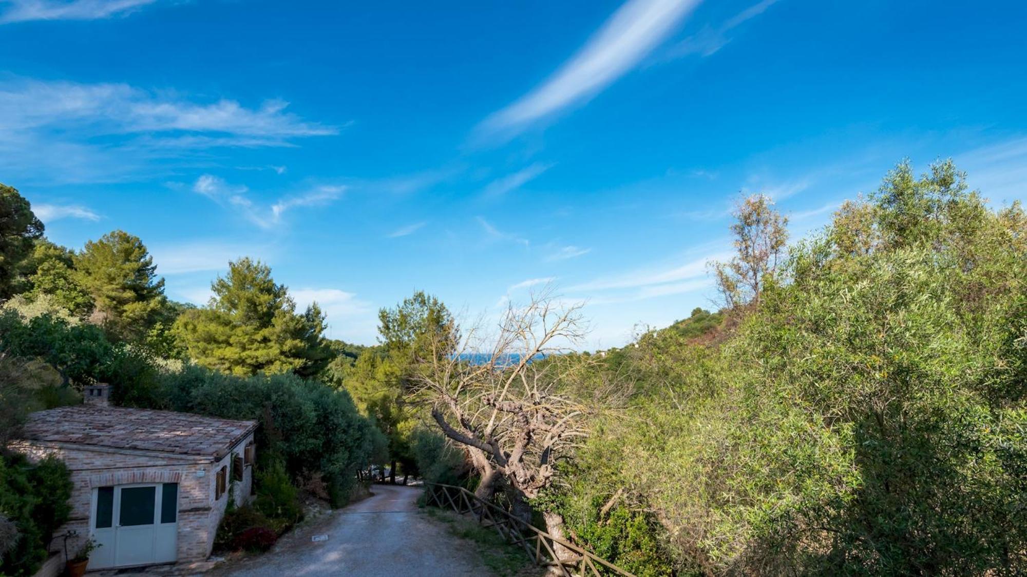 Casa Cantagallo 4&4, Emma Villas Fermo Exterior photo