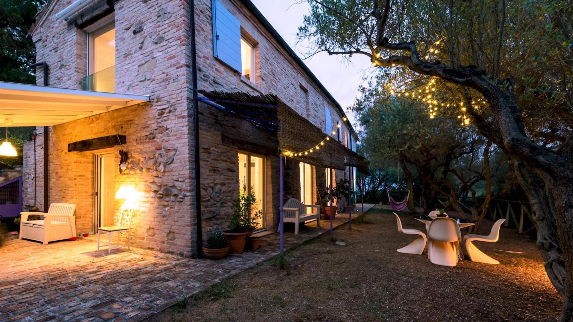 Casa Cantagallo 4&4, Emma Villas Fermo Exterior photo