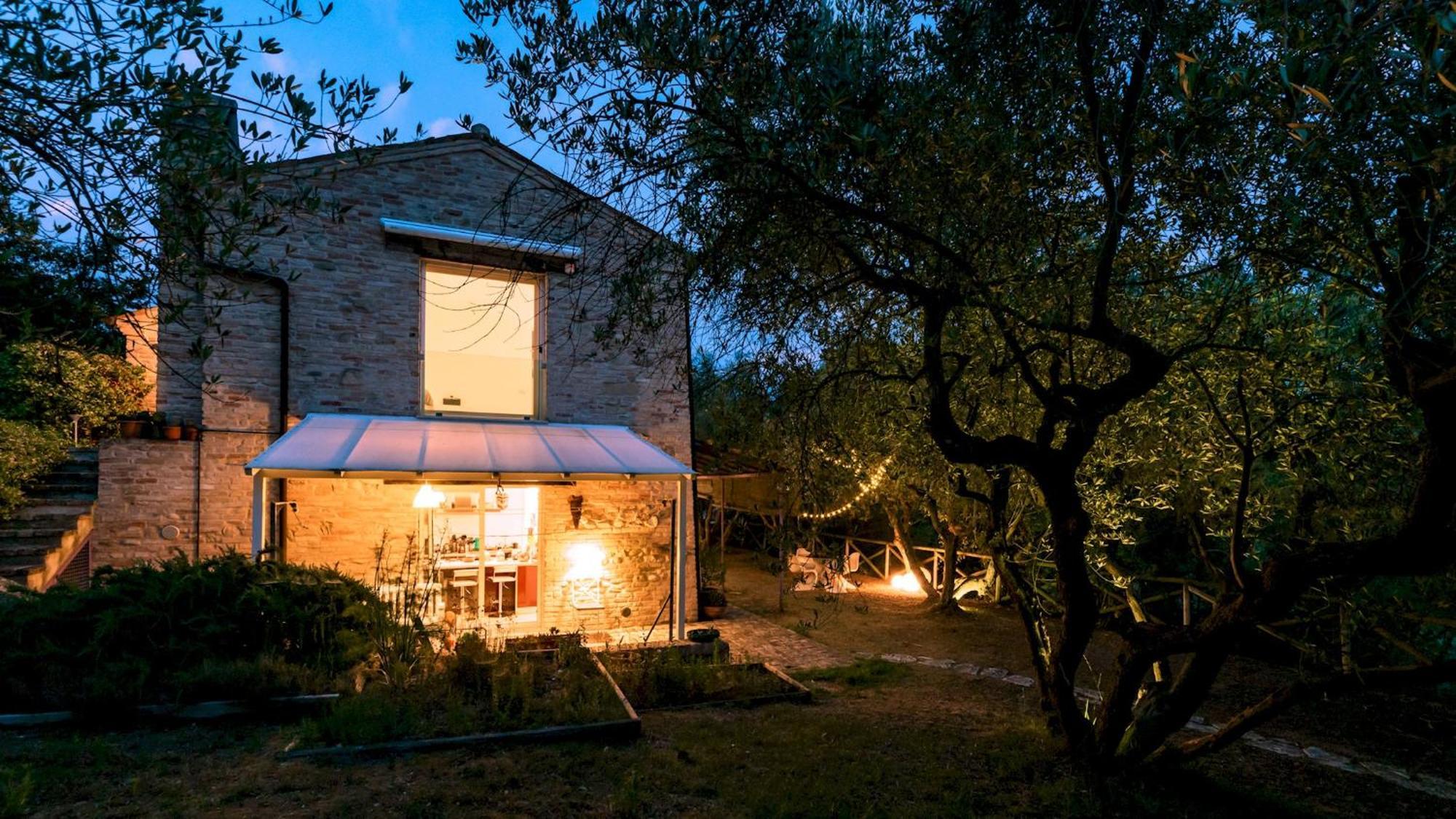 Casa Cantagallo 4&4, Emma Villas Fermo Exterior photo